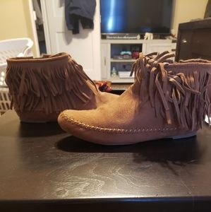 Brown fringe shoes